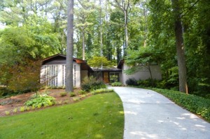 25.FrontYard15 25.FrontYard15