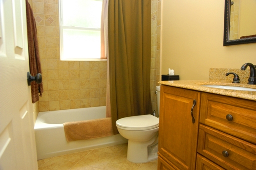 6.Bathroom2.722 Ford Place Scottsdale