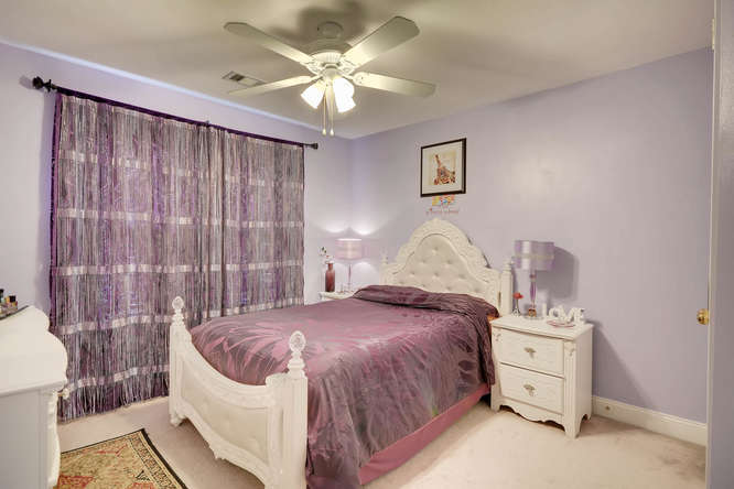 1590 Reserve Circle Decatur GA-small-024-31-2nd Floor Bedroom-666x445-72dpi
