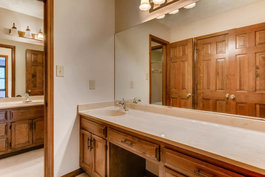 3592 Coldwater Canyon Ct-large-029-11-Bathroom-1499x1000-72dpi