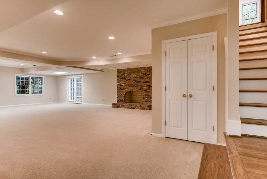 3592 Coldwater Canyon Ct-large-034-28-Lower Level Family Room-1499x1000-72dpi