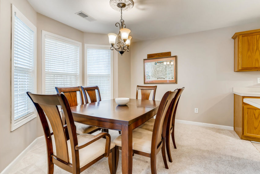 3181 Liberty Commons Dr-large-006-006-Dining Room-1500x1000-72dpi