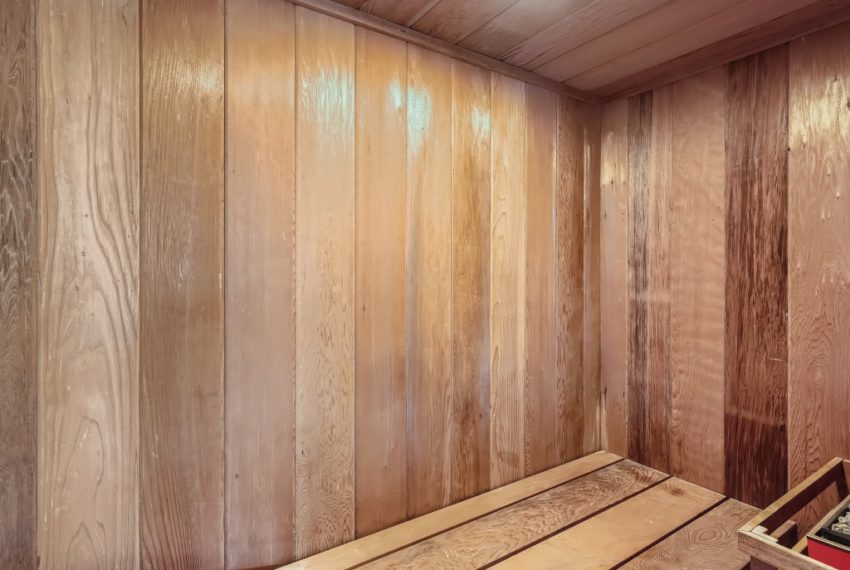 42 2nd Floor Sauna