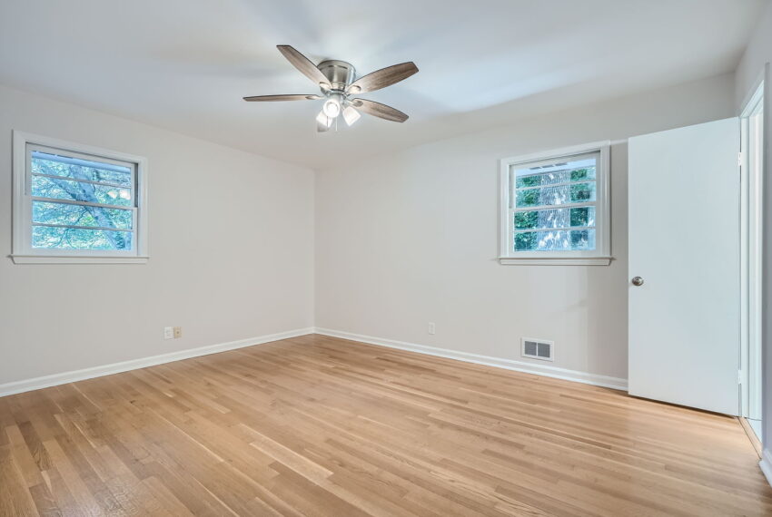 3132 Randolph Rd NE - Web Quality - 014 - 33 Primary Bedroom