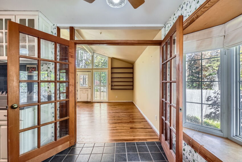 2760 Esquire Way - Web Quality - 006 - 06 Dining Room