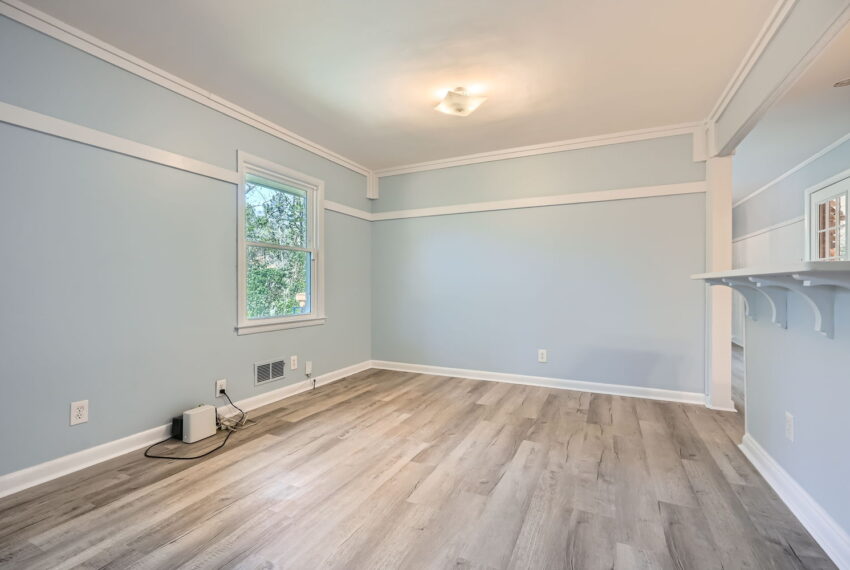 2328 Melinda Dr NE - Web Quality - 011 - 17 Dining Room