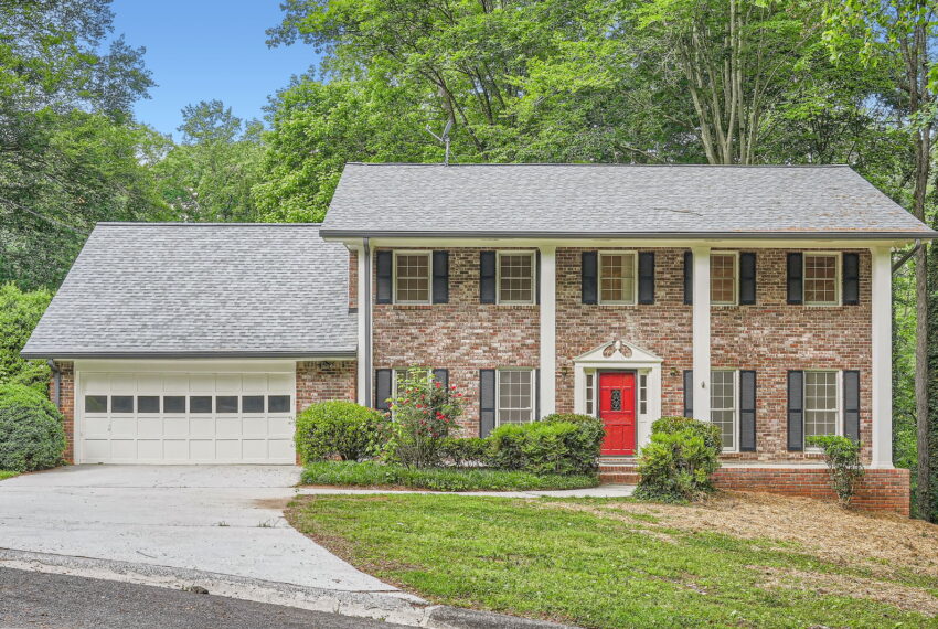 2034 Starfire Dr NE - Web Quality - 001 - 02 Exterior Front