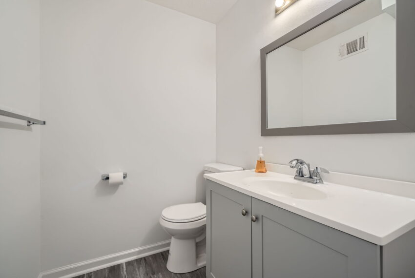 2034 Starfire Dr NE - Web Quality - 031 - 49 Lower Level Bathroom