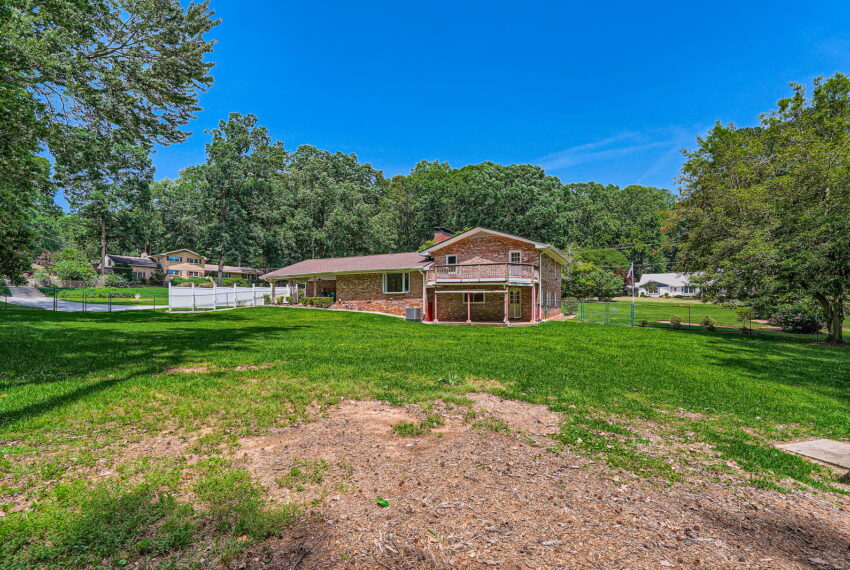 5401 Smoke Rise Dr - Web Quality - 027 - 40 Backyard