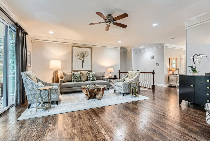 2676 Varner Dr NE - Web Quality - 009 - 11 Living Room