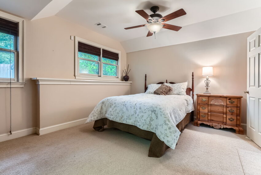 2676 Varner Dr NE - Web Quality - 038 - 52 Lower Level Bedroom