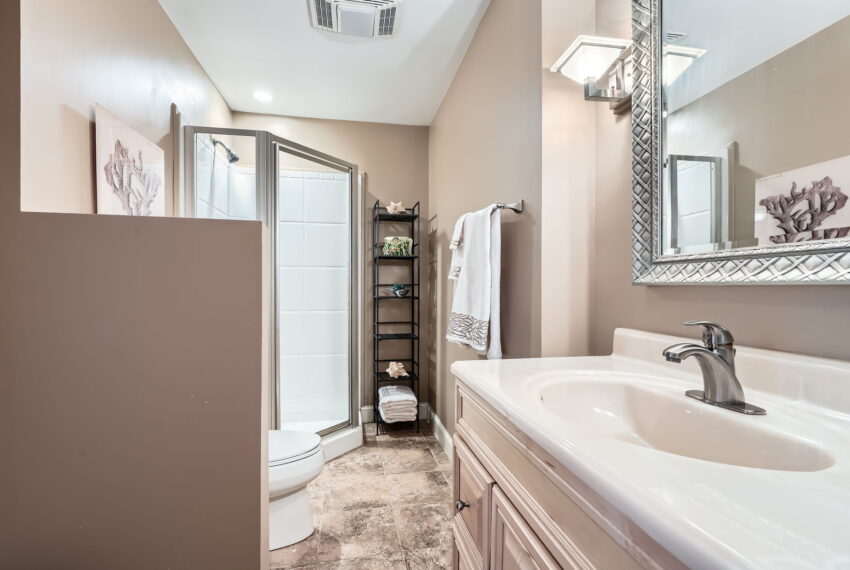 2676 Varner Dr NE - Web Quality - 039 - 55 Lower Level Bathroom