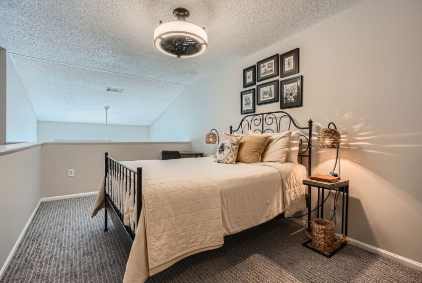 3655 Habersham Rd NE 344 - Web Quality - 027 - 41 2nd Floor Primary Bedroom