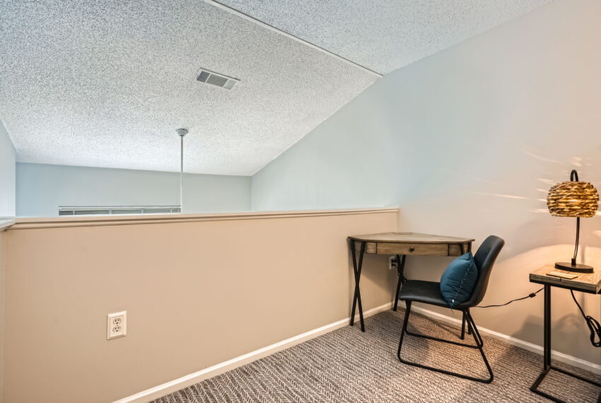 3655 Habersham Rd NE 344 - Web Quality - 030 - 45 2nd Floor Primary Bedroom