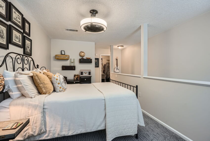 3655 Habersham Rd NE 344 - Web Quality - 032 - 47 2nd Floor Primary Bedroom