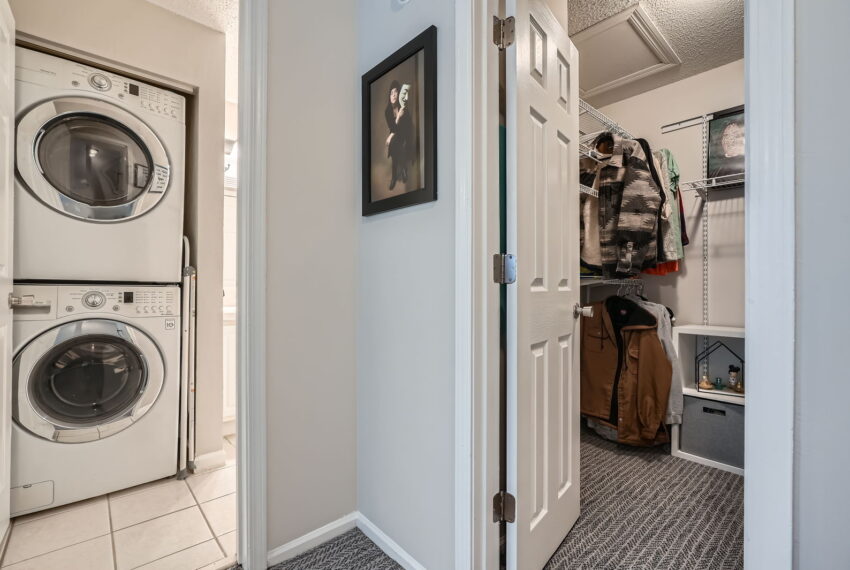 3655 Habersham Rd NE 344 - Web Quality - 035 - 52 2nd Floor Laundry Room