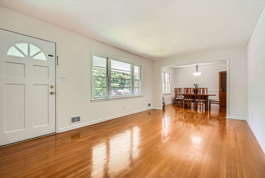 3140 Randolph Rd NE - Web Quality - 010 - 12 Living Room