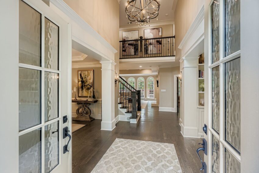 3034 Payton Rd NE - Web Quality - 005 - 09 Foyer-2
