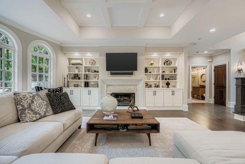 3034 Payton Rd NE - Web Quality - 027 - 35 Family Room Feature-2