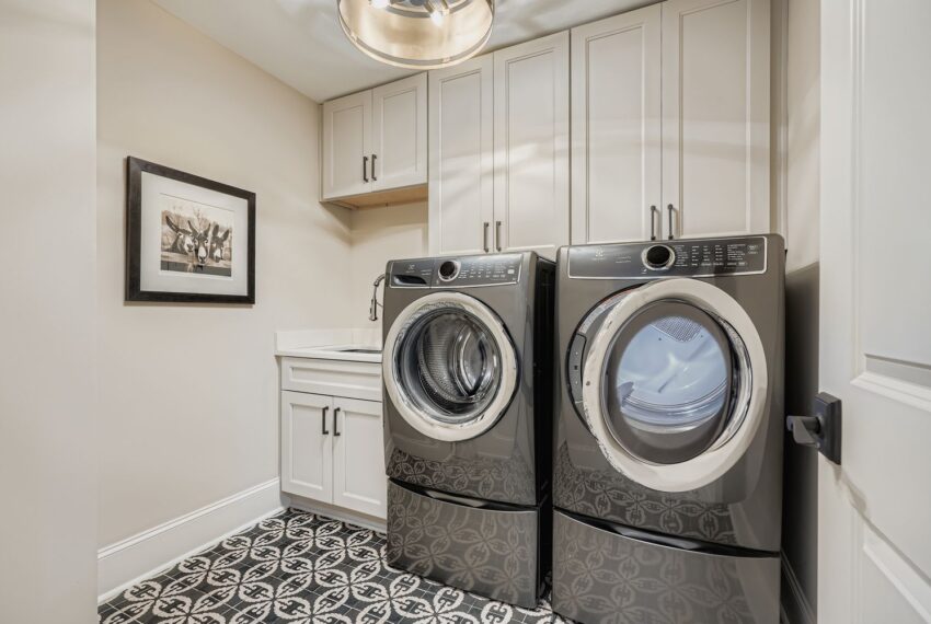 3034 Payton Rd NE - Web Quality - 045 - 72 2nd Floor Laundry Room