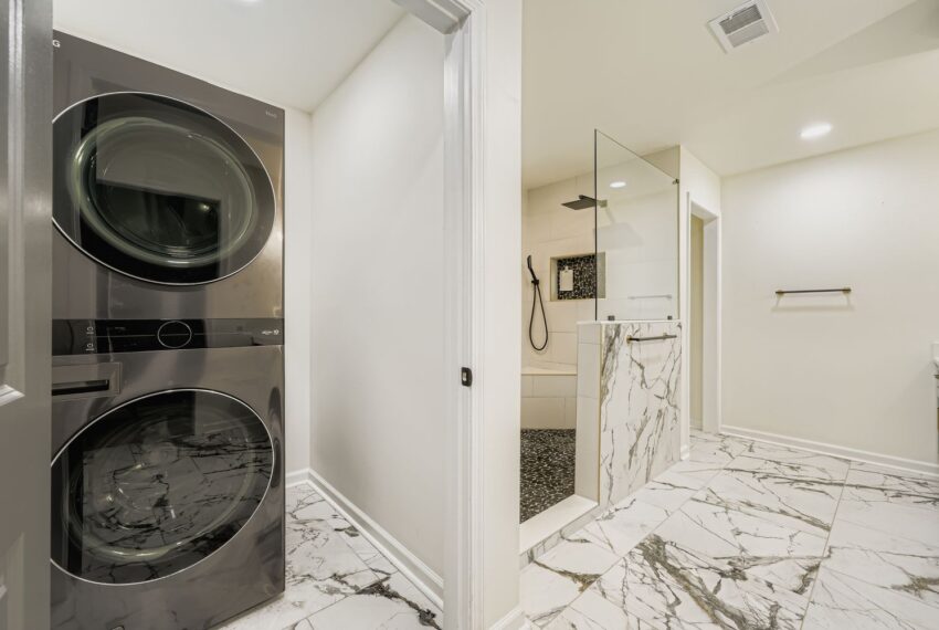 3202 Bolero Drive - Web Quality - 020 - 21 2nd Floor Primary Bathroom