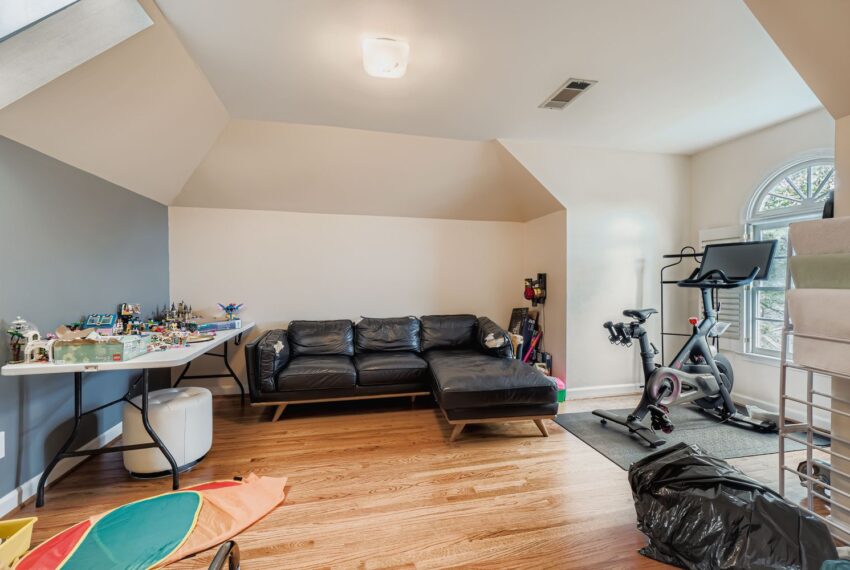 2798 Rangewood Dr NE - Web Quality - 020 - 29 2nd Floor Bedroom