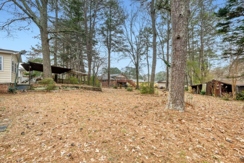 4103 Chamblee Tucker Rd - Web Quality - 028 - 27 Exterior Rear