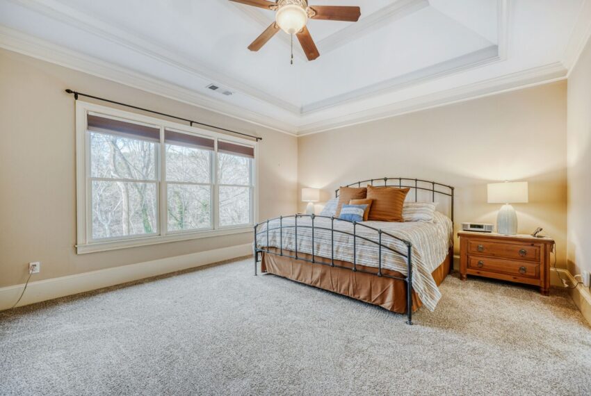 2368 Melinda Dr NE - Web Quality - 025 - 21 Primary Bedroom