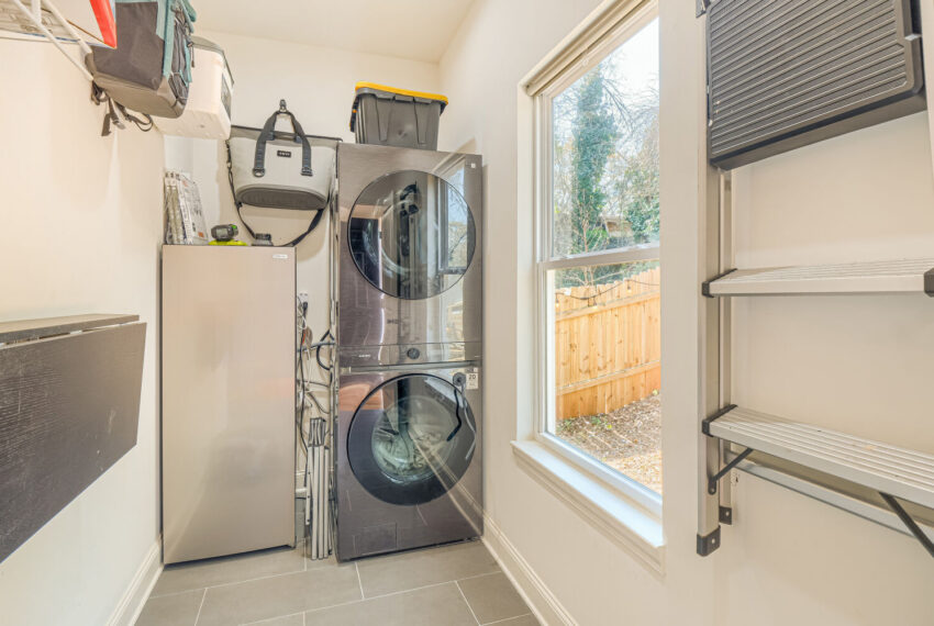 25 Stillman Street SE - Web Quality - 028 - 27 Laundry Room