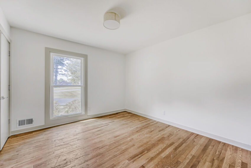2812 Galahad Dr NE - Web Quality - 019 - 18 Primary Bedroom