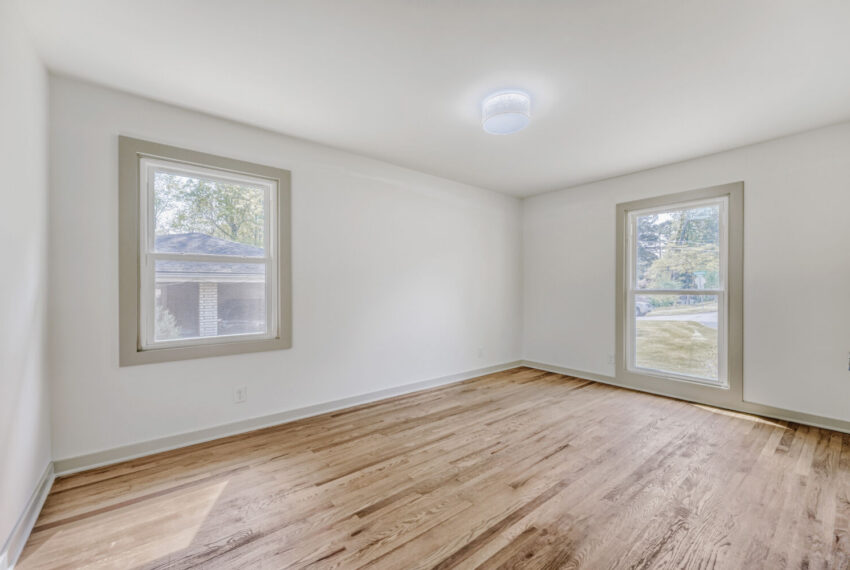 2812 Galahad Dr NE - Web Quality - 020 - 19 Primary Bedroom