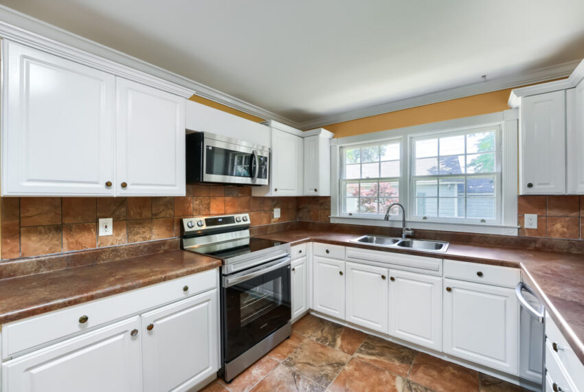 4152 Morgan Rd - Web Quality - 014 - 14 Kitchen