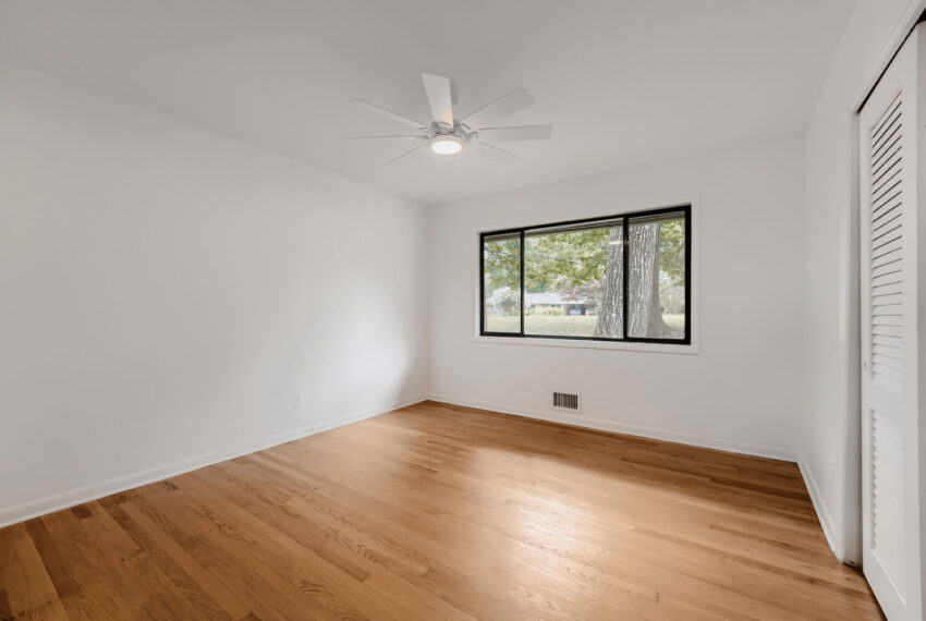 2636 Whiteleigh Court NE - Web Quality - 021 - 18 Bedroom